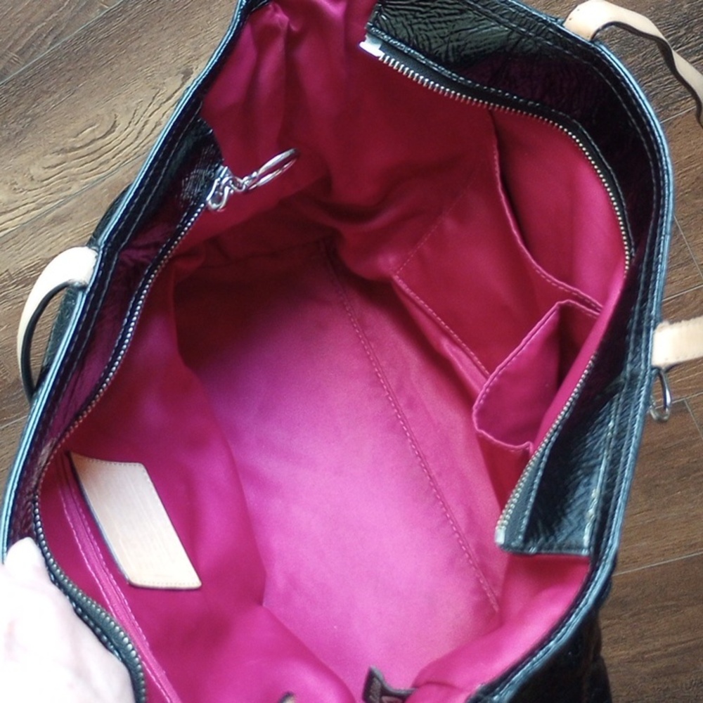EUC Coach Poppy Daisy Patent Shoulder Bag - Picture 4 of 11